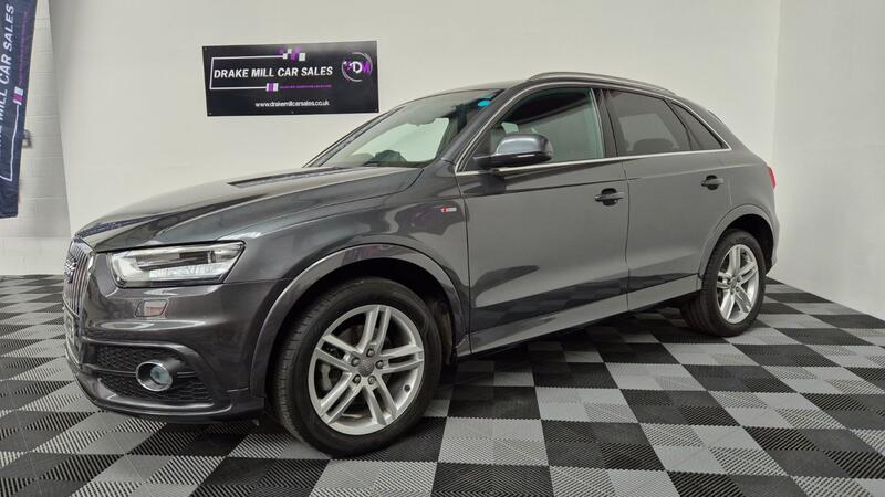AUDI Q3 2.0 TDI S line